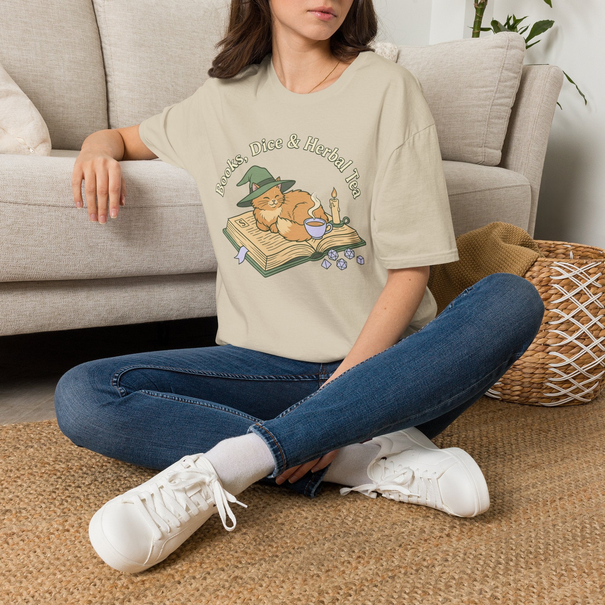 Books, Dice, Tea-Shirt